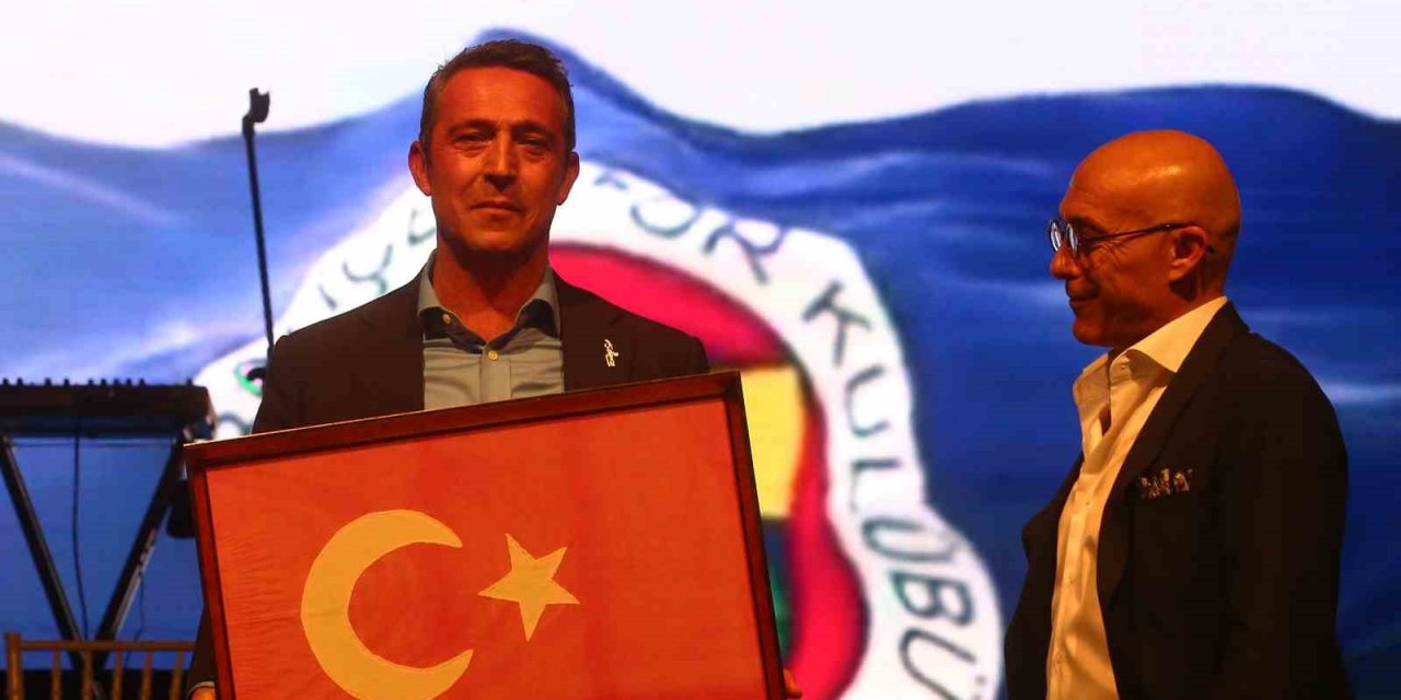 Ali Koç’a Kurtuluş Savaşı dönemi bayrağı