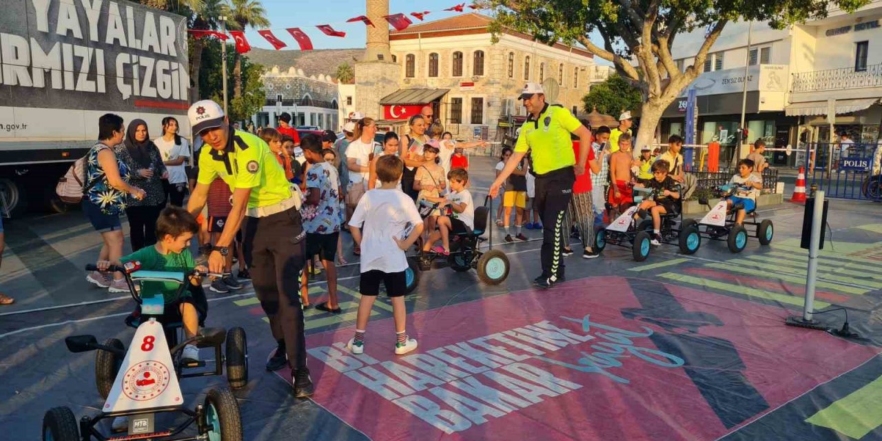 Çocuklara uygulamalı trafik eğitimi verildi