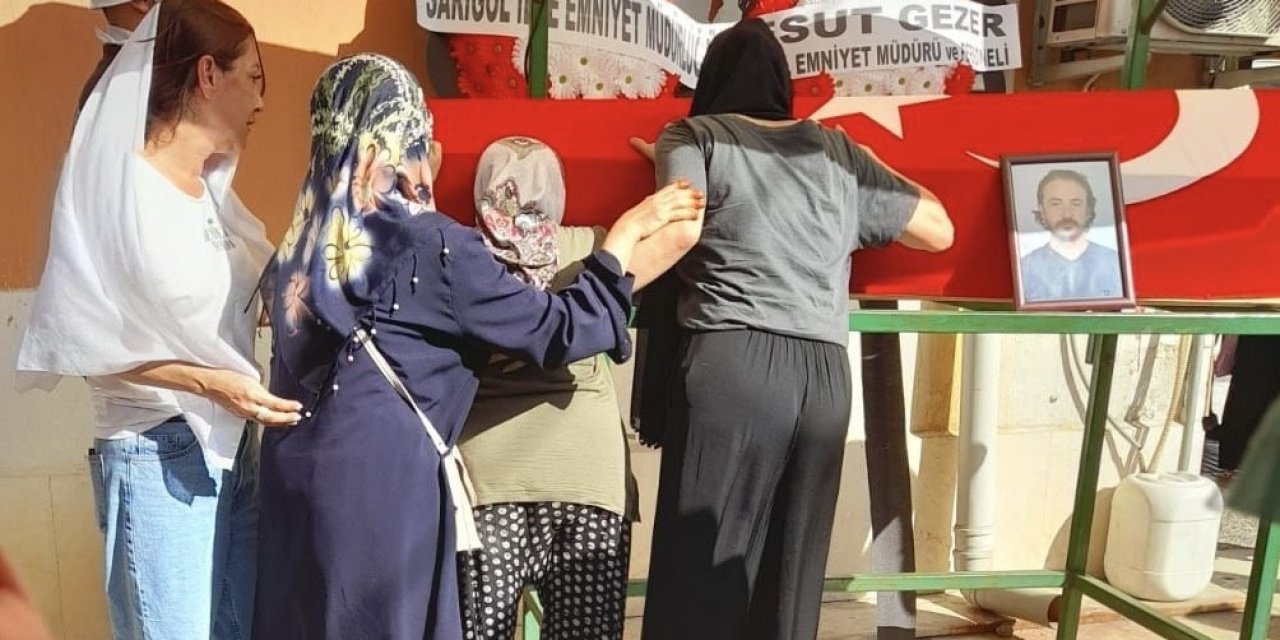 Kalp krizinden hayatını kaybeden polis Manisa’da toprağa verildi
