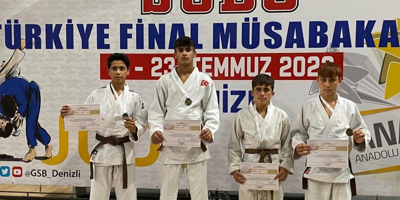 Manisalı judocular Türkiye şampiyonu oldu