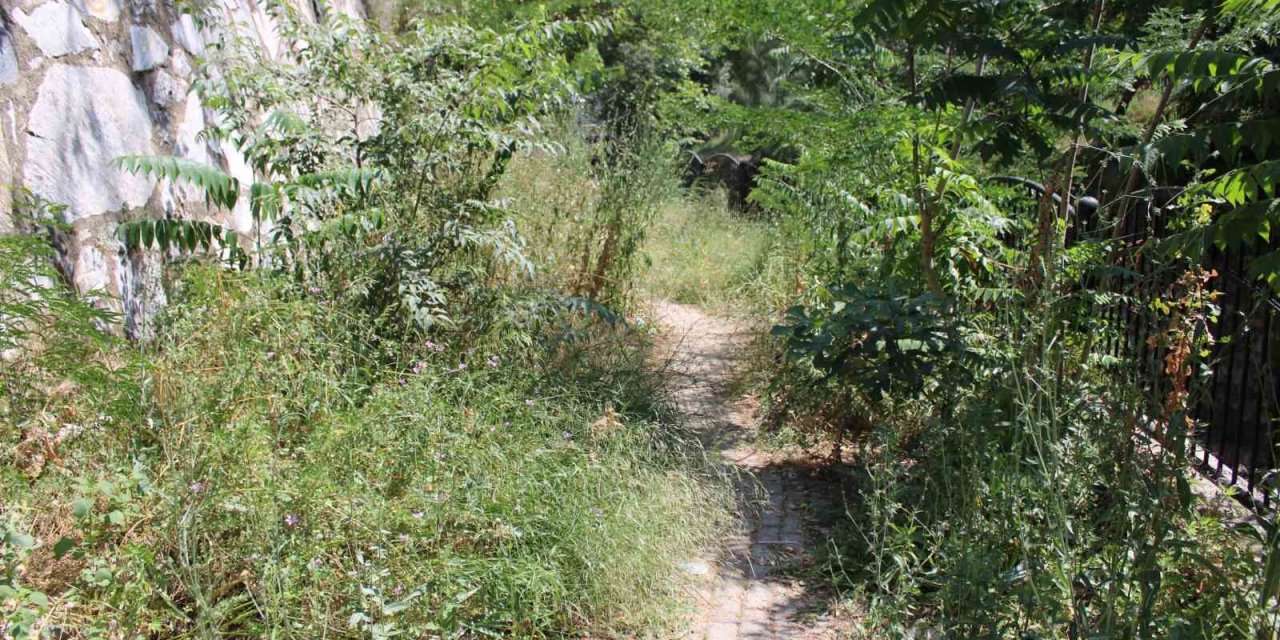 Pınarbaşı alt yolu harabeye döndü