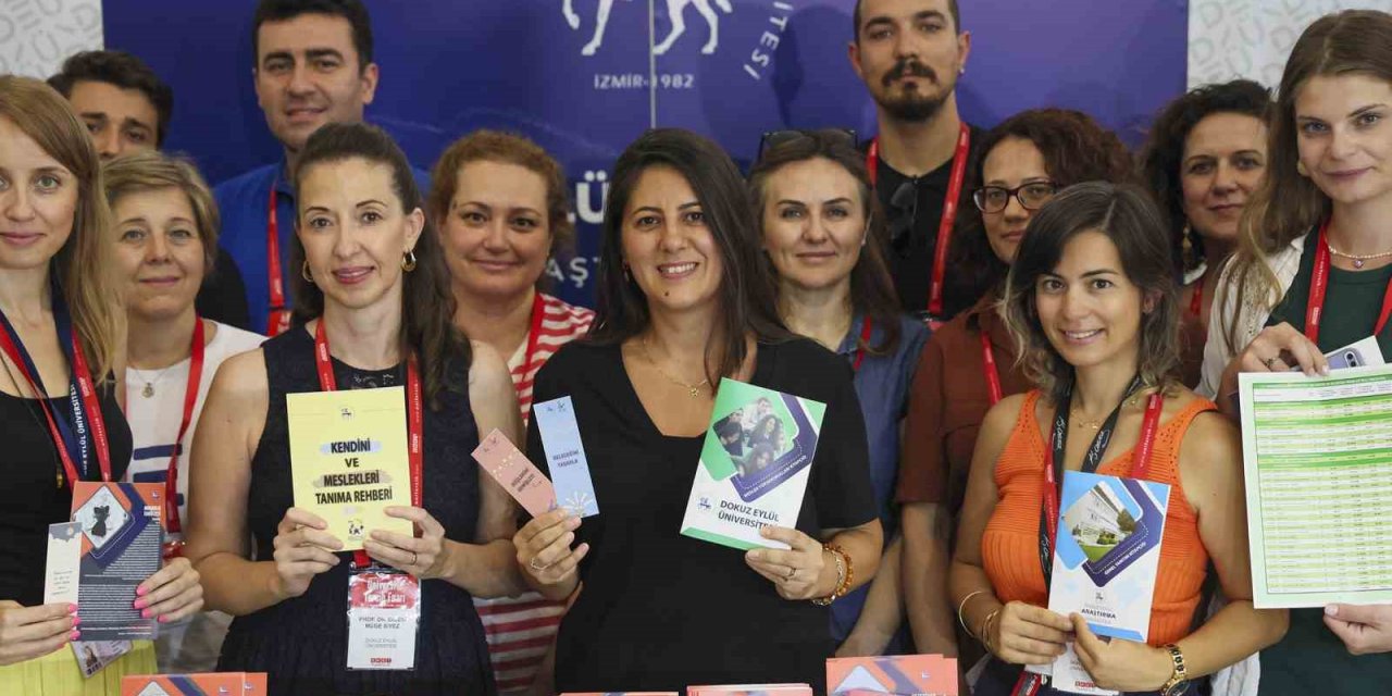 DEÜ, tercih fuarında öğrencilerin gözdesi oldu