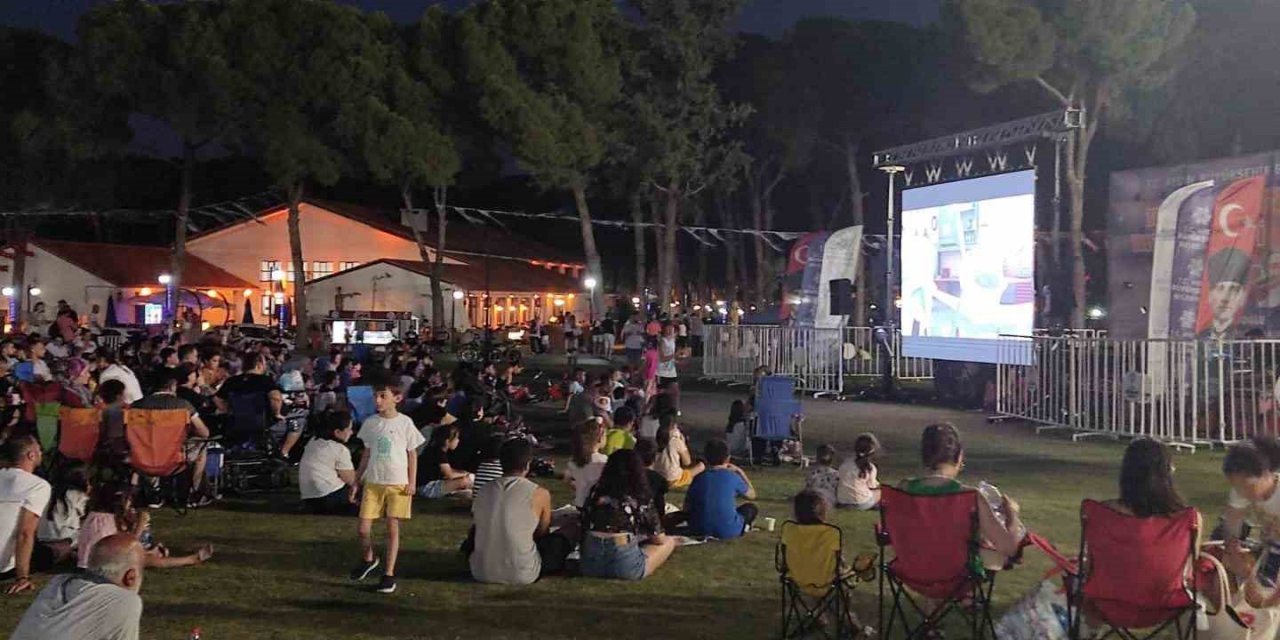 Aydın Büyükşehir Belediyesi Tekstil Park’ta her akşam farklı bir etkinlik düzenliyor