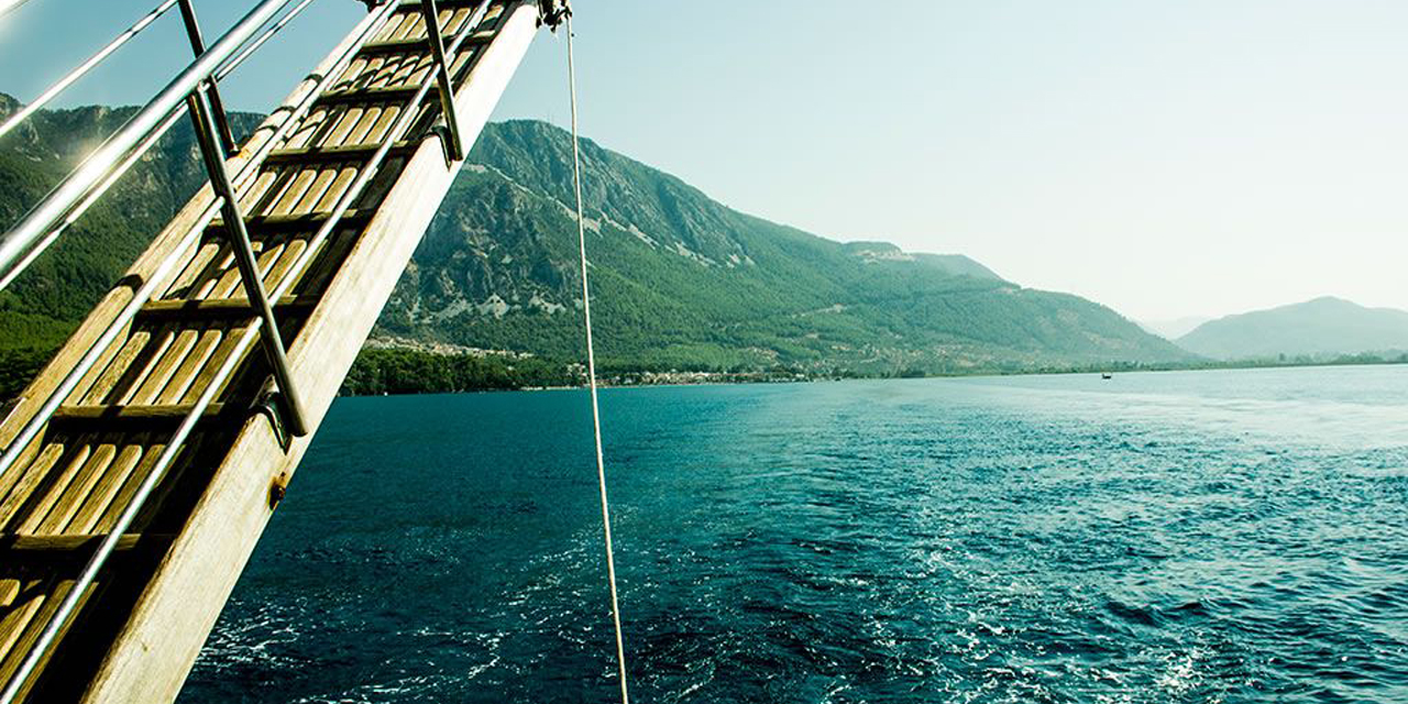 Akyaka tekne turuna katıl