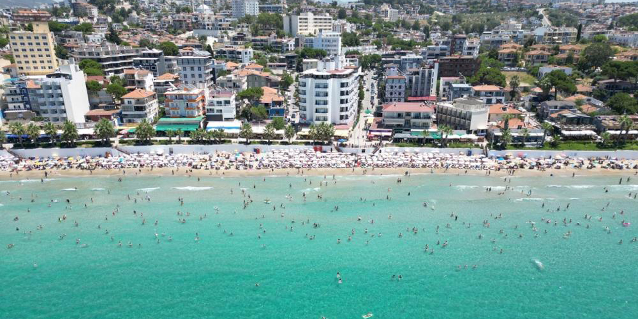 Kuşadası’nın Mavi Bayraklı plajlarına tam not