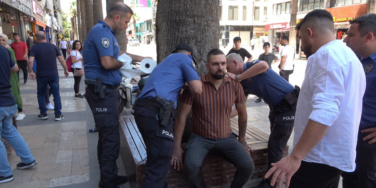 6 yerinden bıçaklandı, polislerin yanına kaçarak kurtuldu