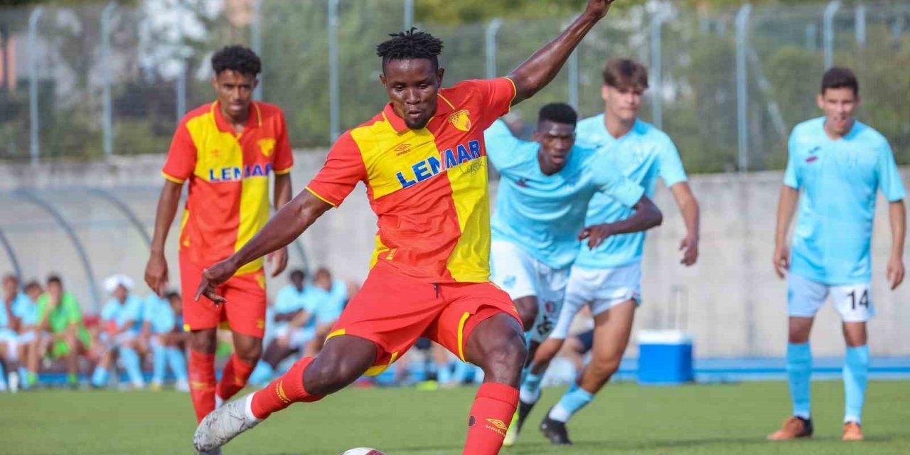 Göztepe, İtalya’daki ilk sınavından geçti