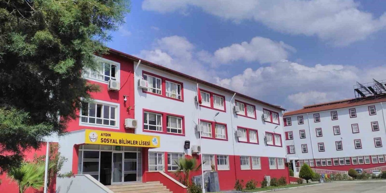 Aydın Sosyal Bilimler Lisesi, Türkiye’nin en iyileri arasında yer aldı