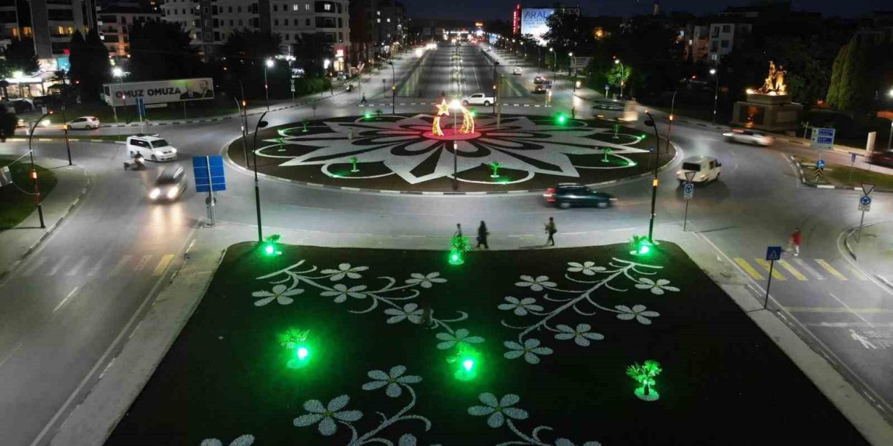 Turgutlu Alparslan Türkeş Kavşağı’nın yeni görünümü beğenildi