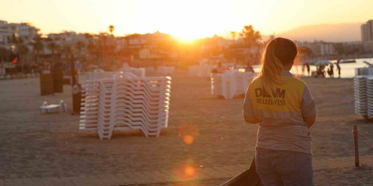 Didim’de temizlik ekiplerinden sabah mesaisi