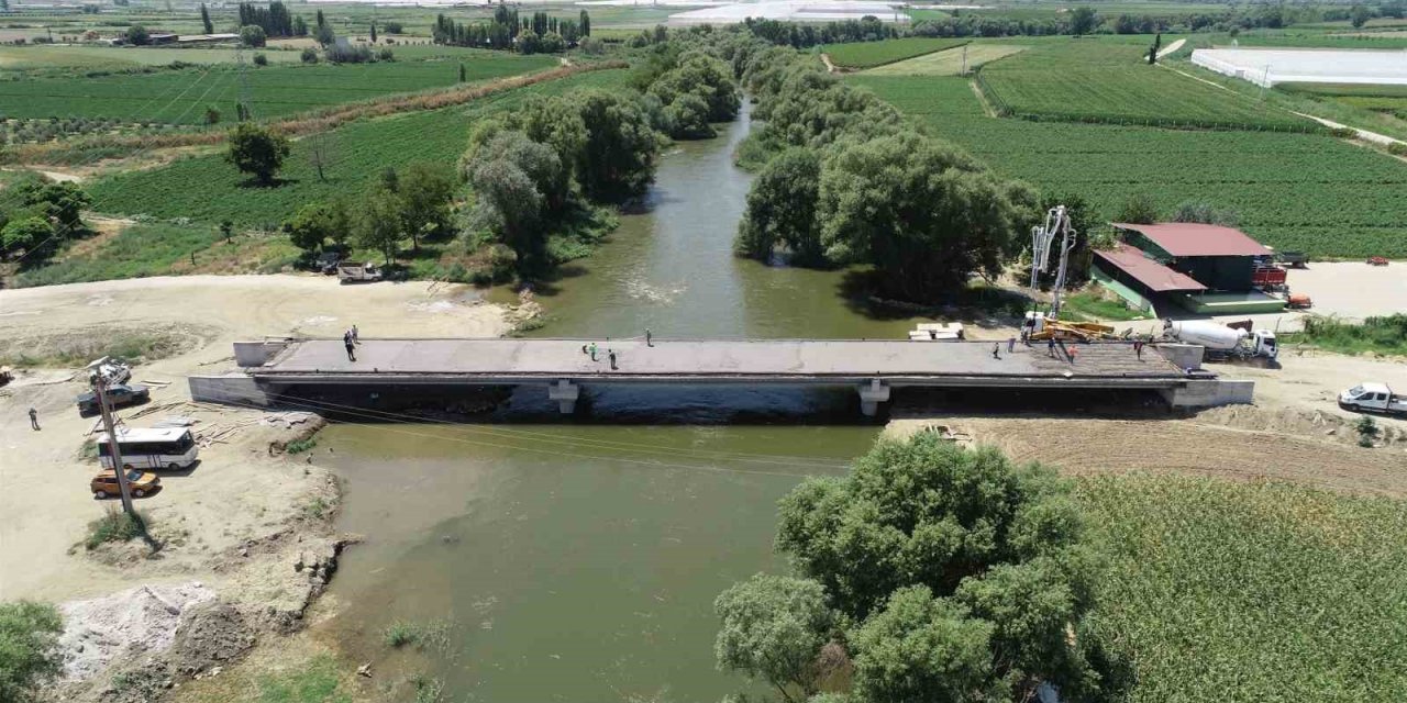 Salihli Yılmaz Köprüsü’nde sona gelindi