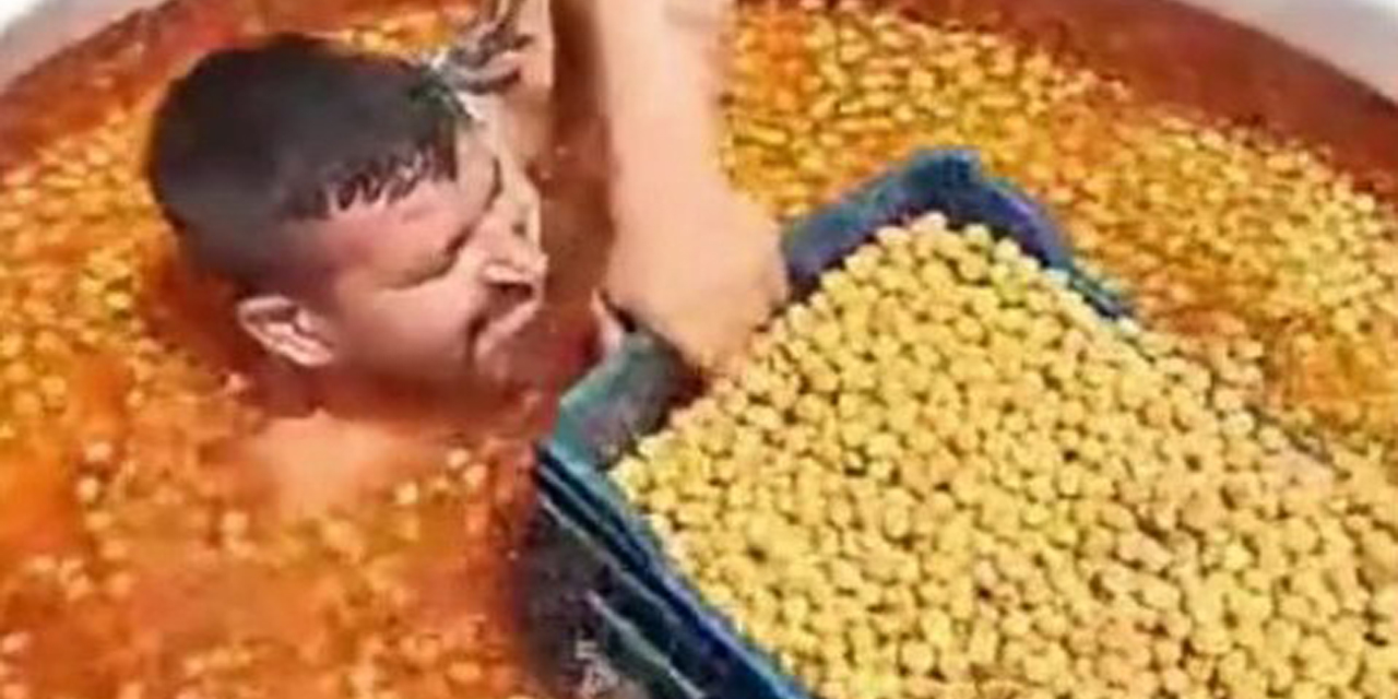 Sosyal medyada çıplak zeytin havuzuna girme videosu "Bu kadar da olmaz" dedirtti