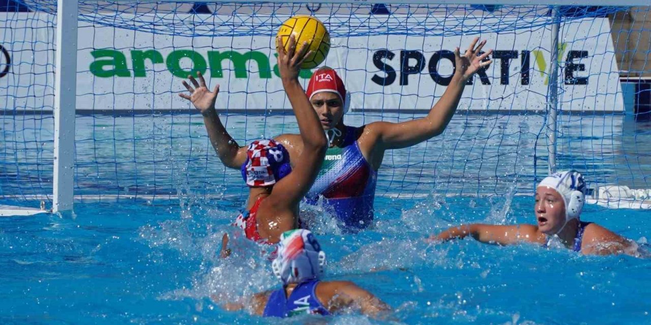 U17 Milli Kadın Sutopu Takımı 3’te 3 yaptı