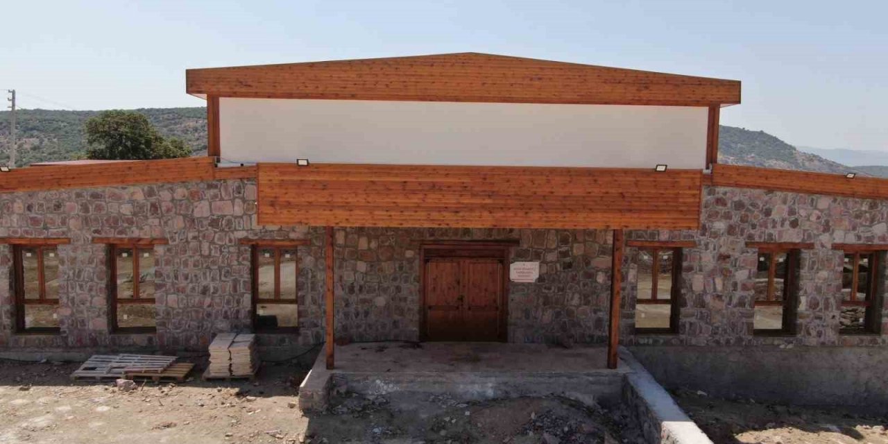 Aigai Müze ve Turist Karşılama Merkezi tamamlandı