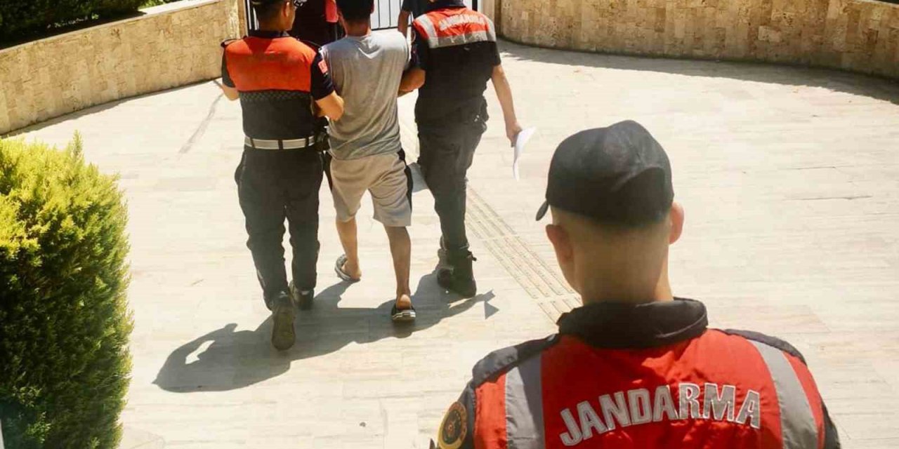15 yıl hapis kararı bulunan şüpheli ormanlık alanda yakalandı