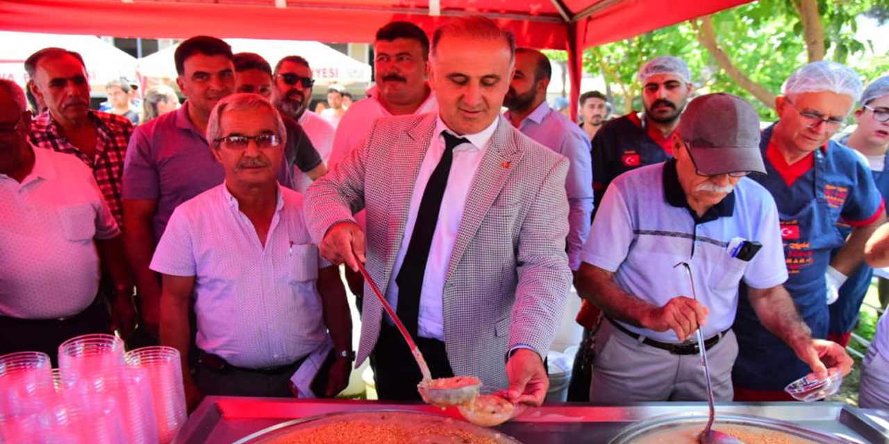 İncirliova’da halk aşureye doydu