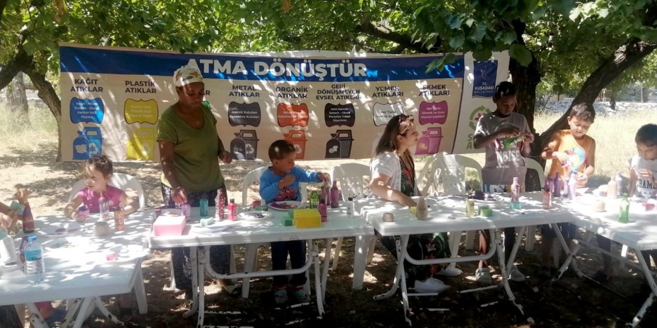 Kuşadası’nda çocuklar eğlenerek geri dönüşüm bilinci kazanıyor