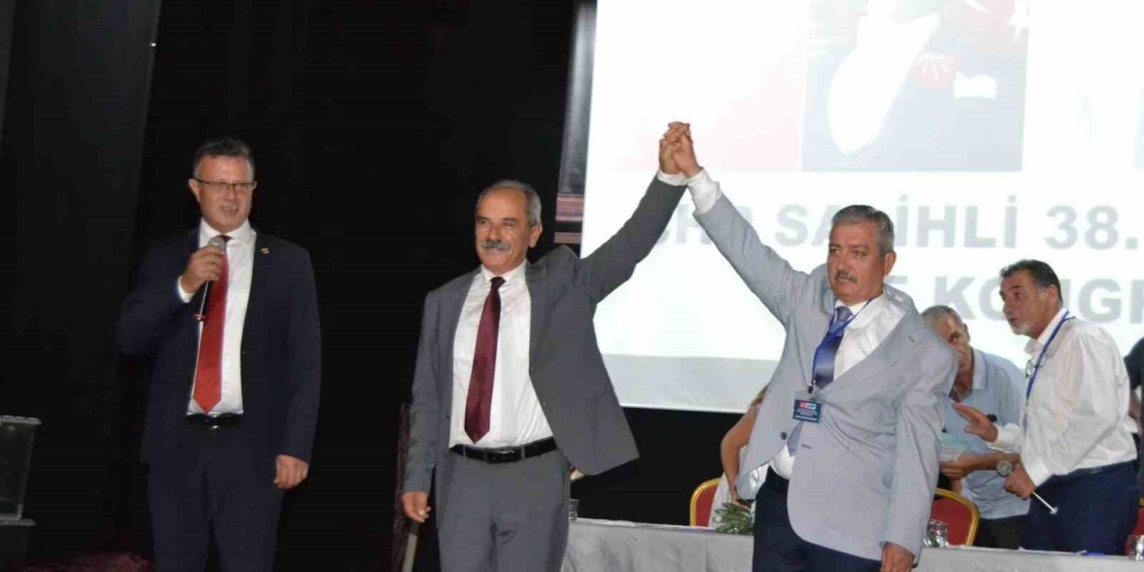 Salihli CHP’de başkan değişmedi