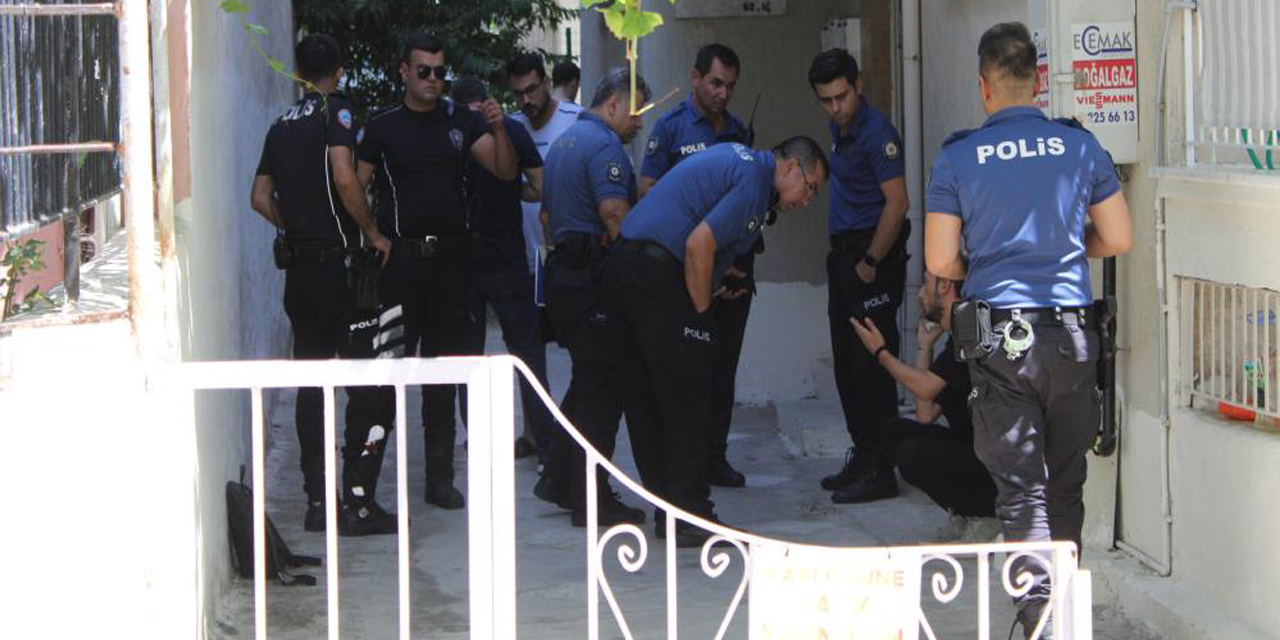 Yüksek lisans öğrencisi evinde ölü bulundu