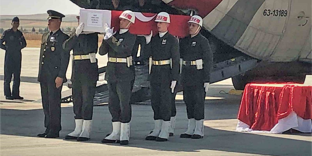 Şehit Uzman Çavuş Kemal Özek’in naaşı Denizli’ye ulaştı