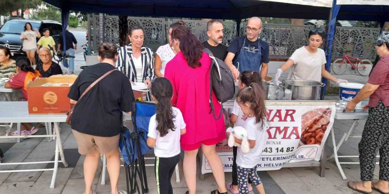 Mimar Sinan Mahallesi’nden 4 bin kişilik aşure hayrı