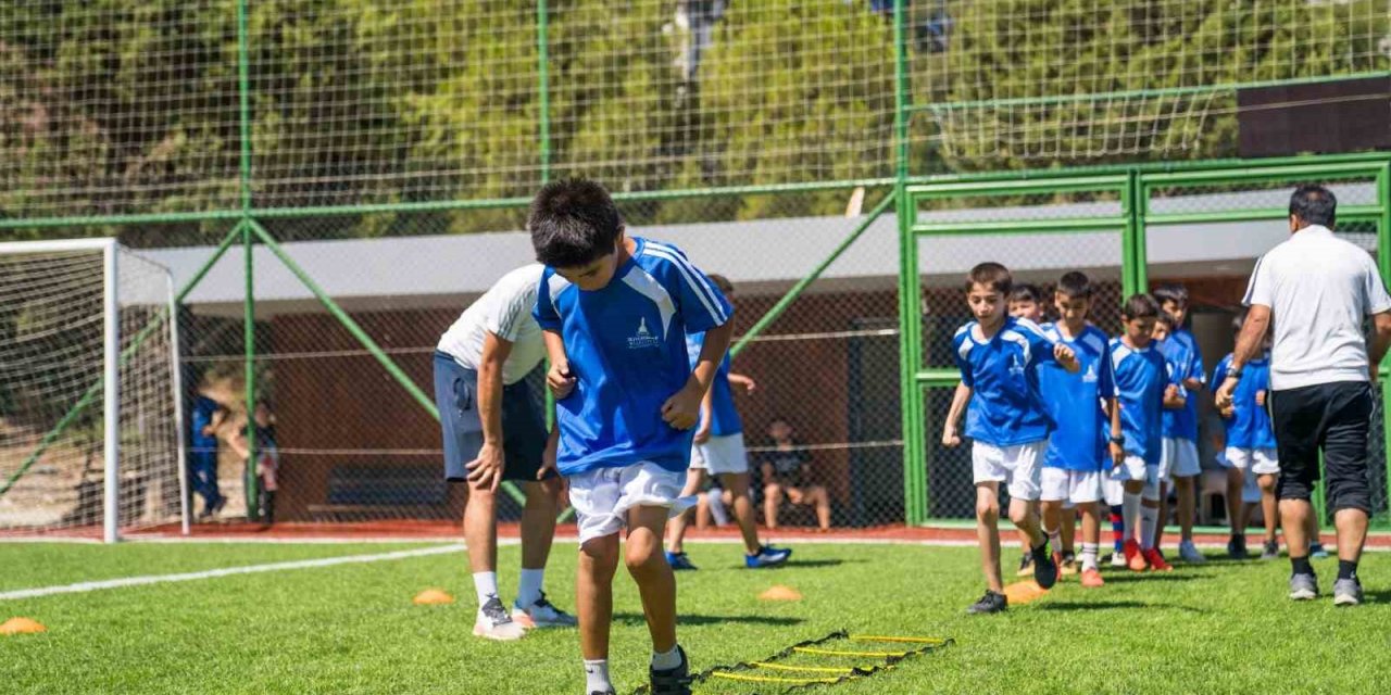 Meriç Yaşayan Parkı’nda ücretsiz spor dersleri başladı