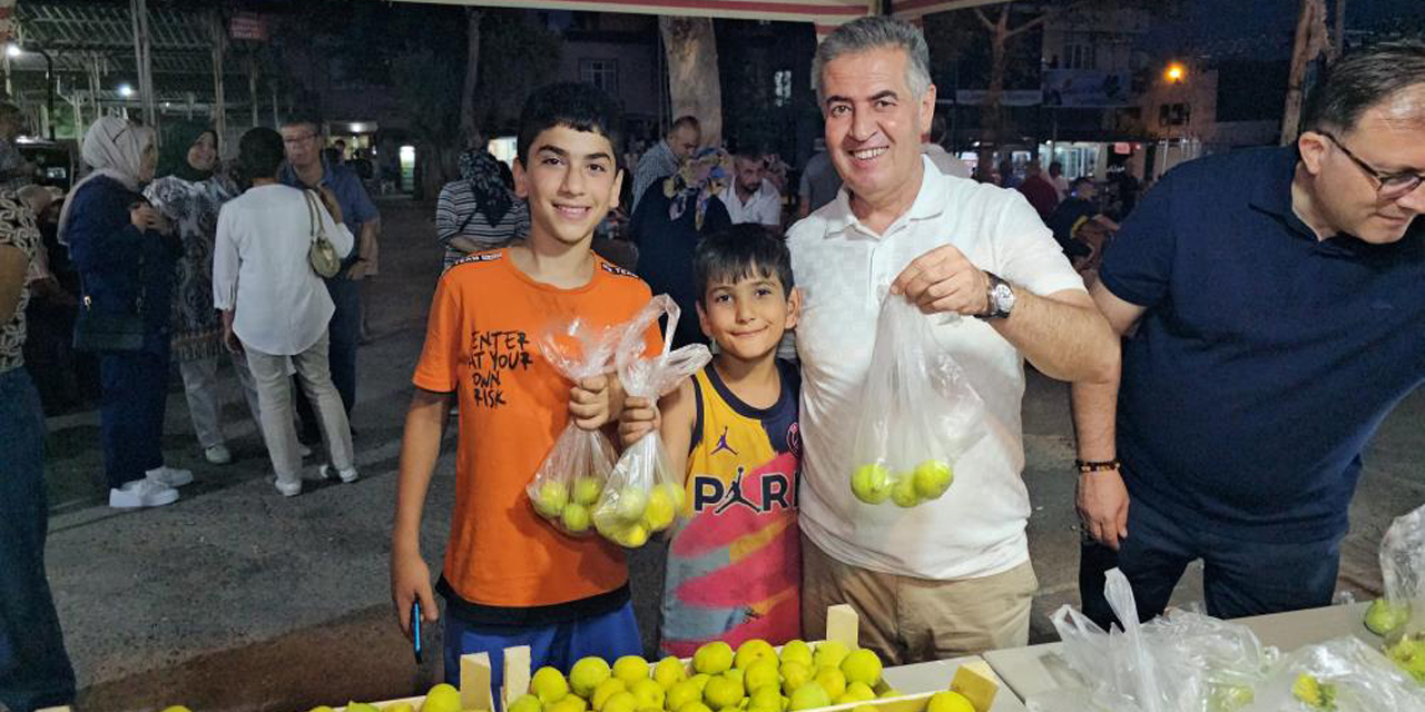 Festivalde 5 ton taze incir dağıtıldı