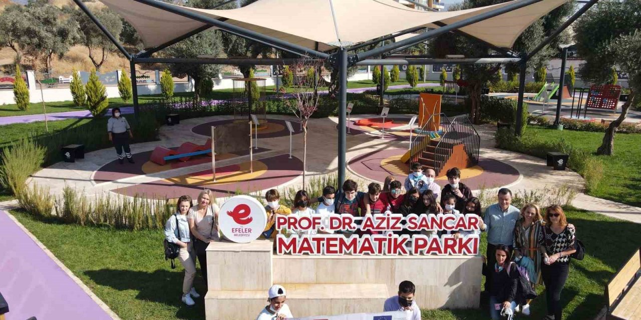 Efeler’in 4 yılına sosyal hizmetler damga vurdu