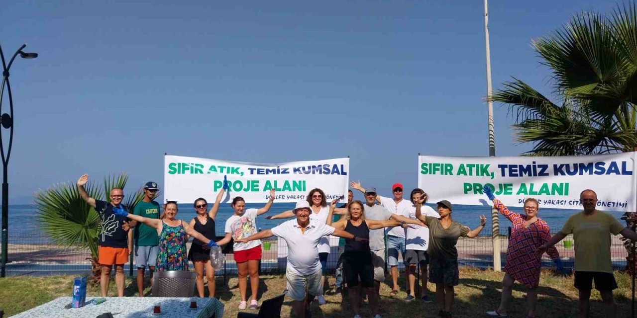 Kuşadası’nda mahalle sakinlerinden çevreci etkinlik