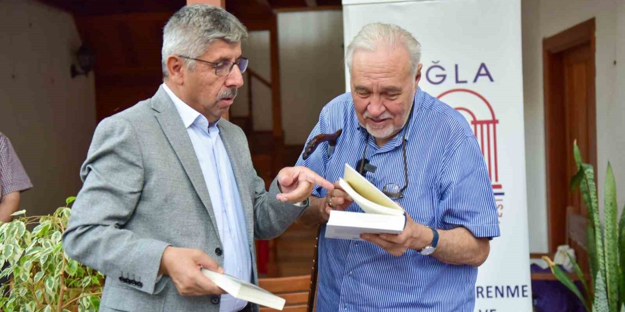 İlber Ortaylı, MSKÜ’de klasik diller yaz kursuna katıldı