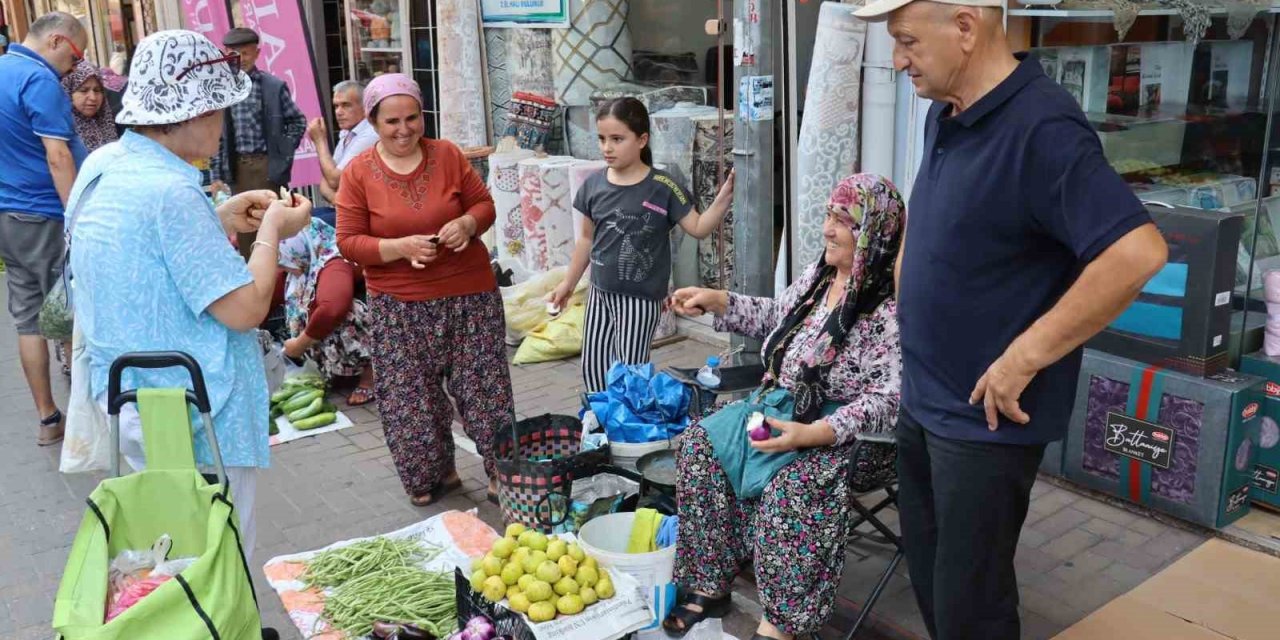 Bu pazar Miryakefalon  Şavasından bu yana kuruluyor