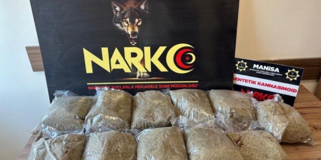 Araçta yapılan aramada 10 kilo 600 gram bonzai ele geçirildi