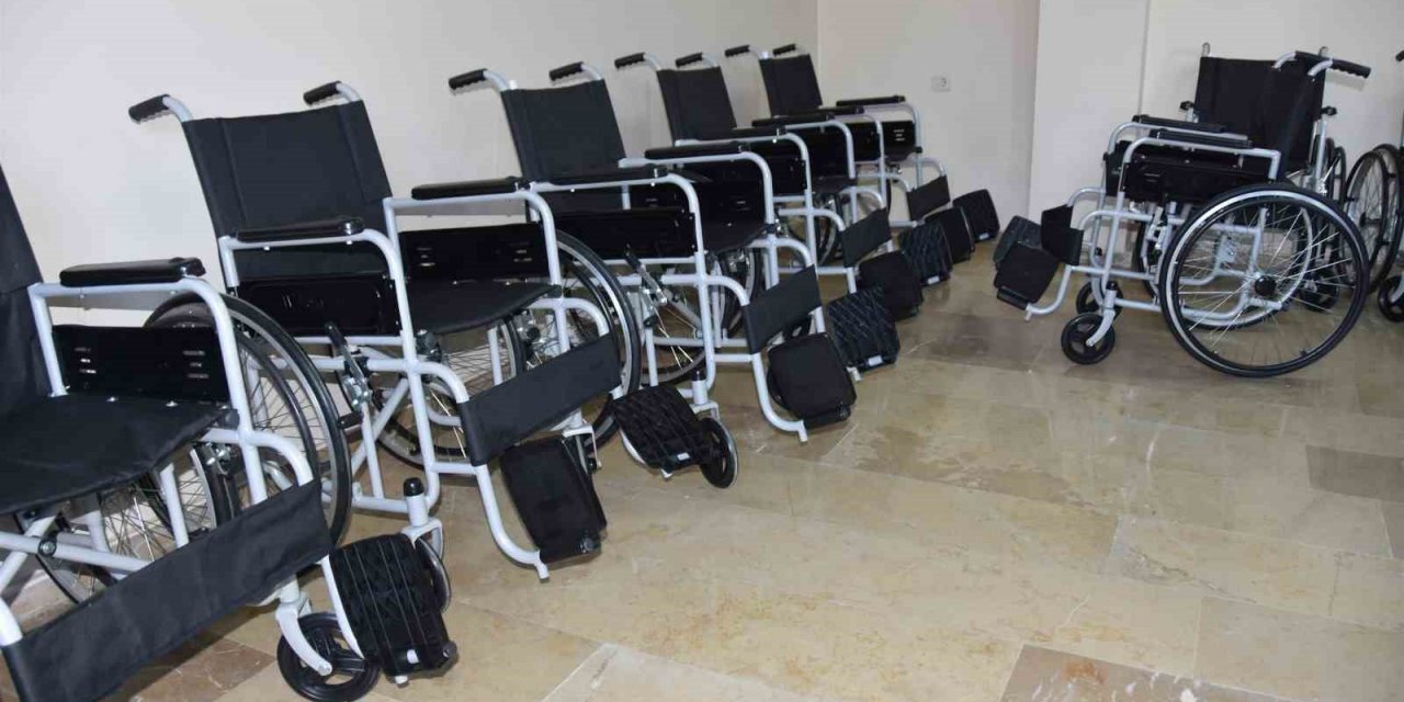 Salihli Belediyesi’nin desteği, engelleri kaldırıyor