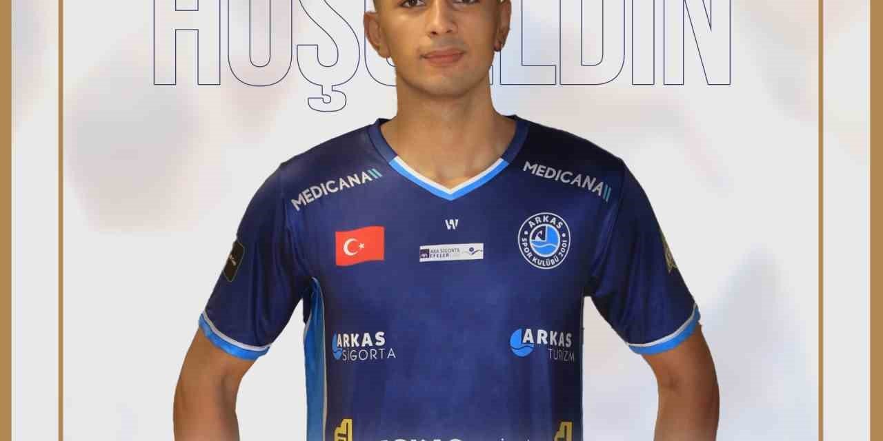 Arkas Spor, Ulaş Onur Topbaşlı’yı transfer etti