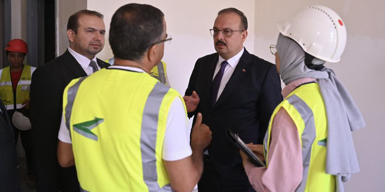 Vali Canbolat, ayağının tozuyla Aydın Şehir Hastanesi’nde incelemelerde bulundu