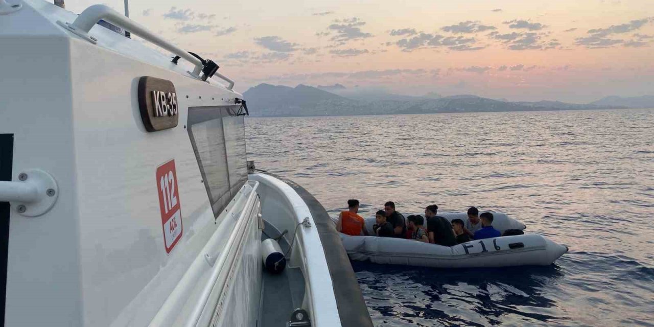 Bodrum’da 43 düzensiz göçmen kurtarıldı