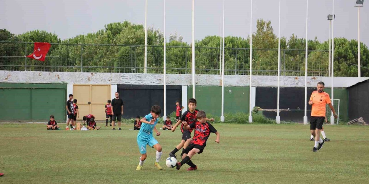 Geleceğin yıldız futbolcu adayları Pamukkale Cup’ta boy gösteriyor