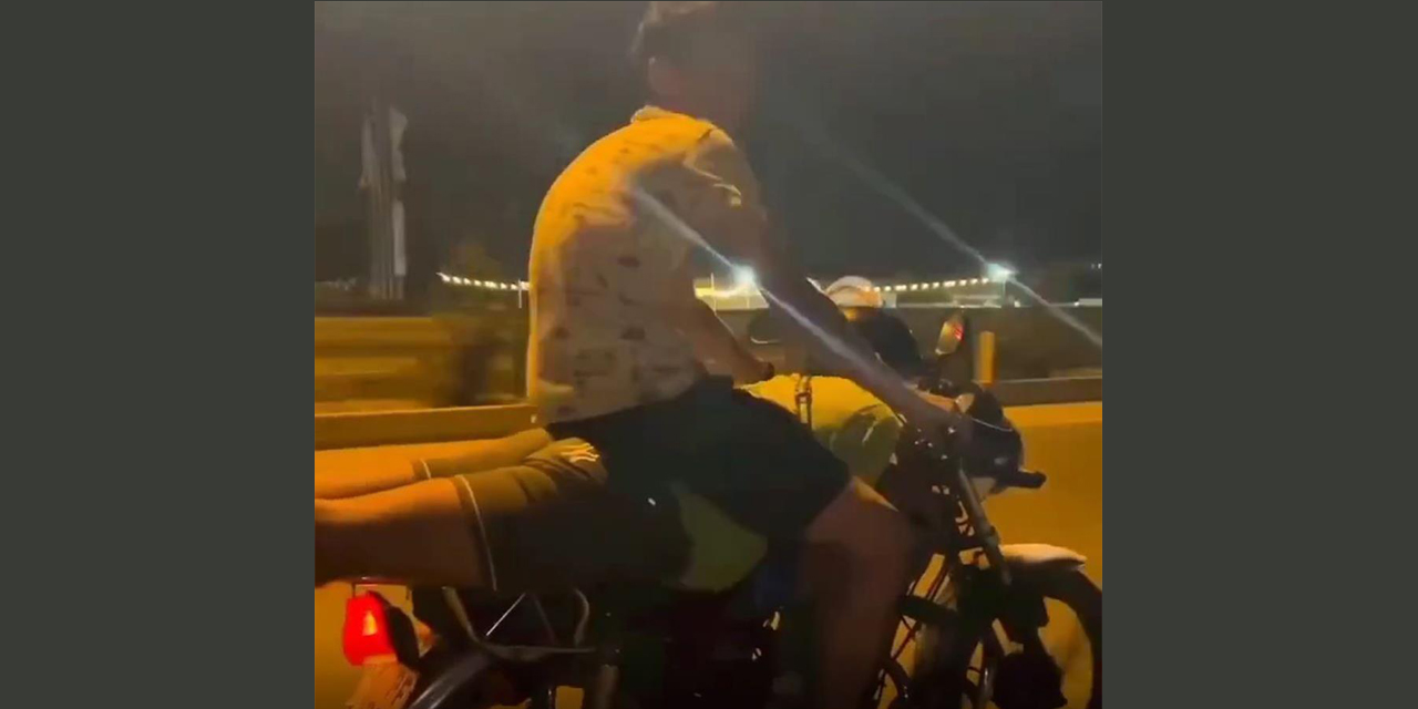 Arkadaşını üzerine oturtup motosiklet kullandı, cezayı yedi