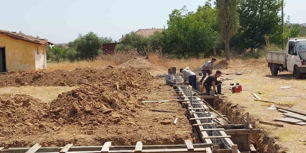 Yeşilkavak Mahallesi halı sahaya kavuşuyor