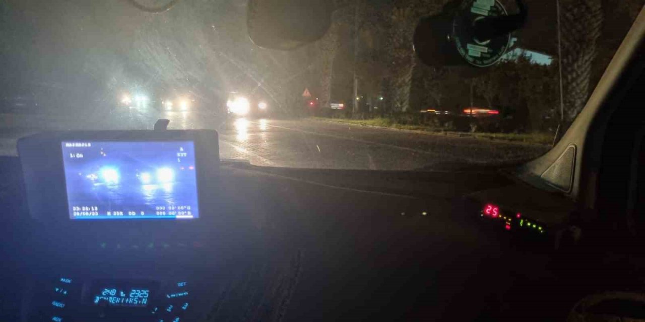 Marmaris trafik ekipleri 24 saat denetimlere devam ediyor