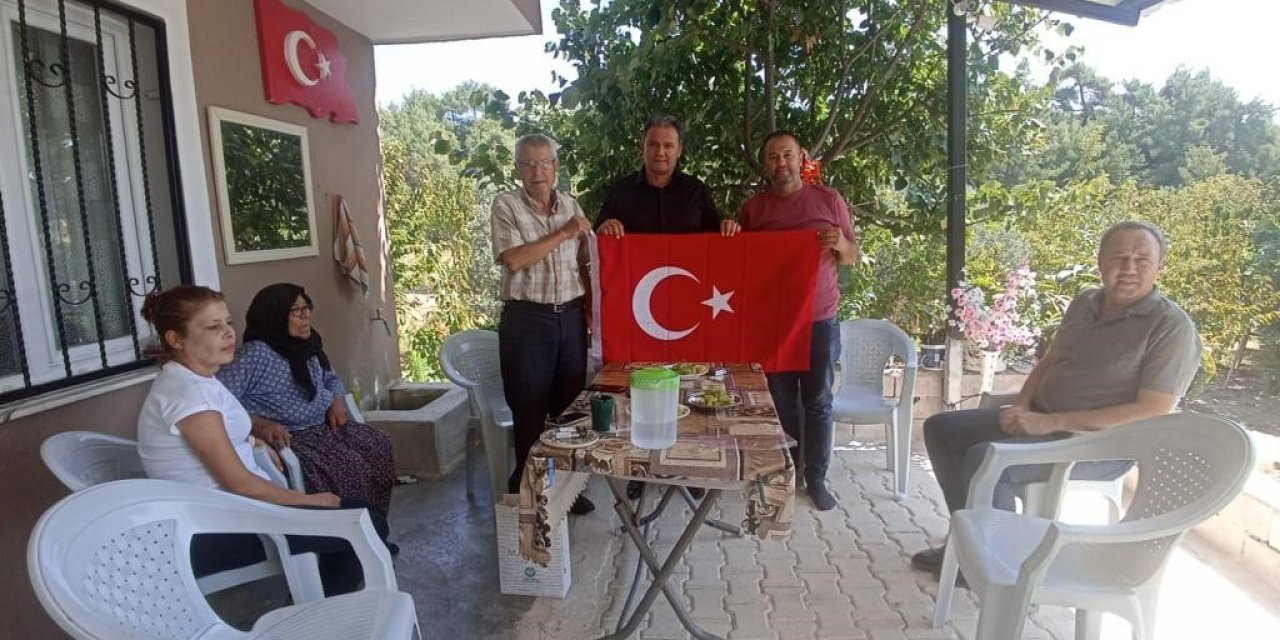 Şehit ailesini duygulandıran ziyaret