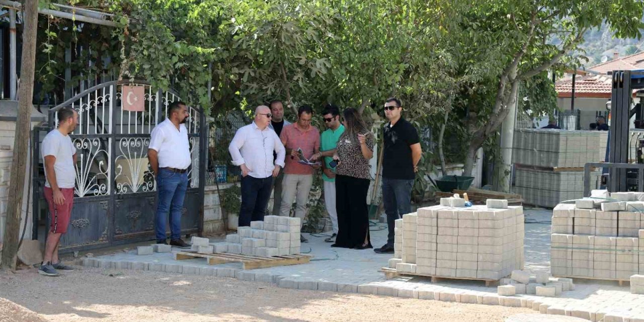 Düğerek Mahallesinde Parke çalışması