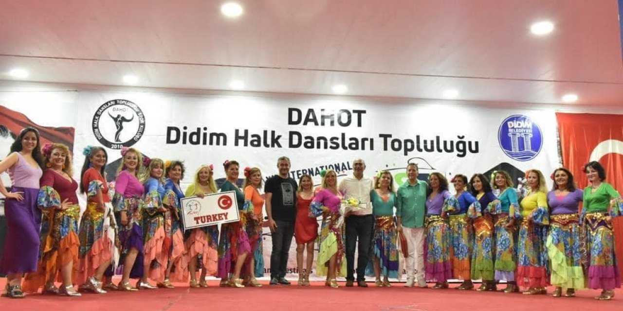 DAHOT Uluslararası Halk Dansları Gala Gecesi gerçekleştirildi
