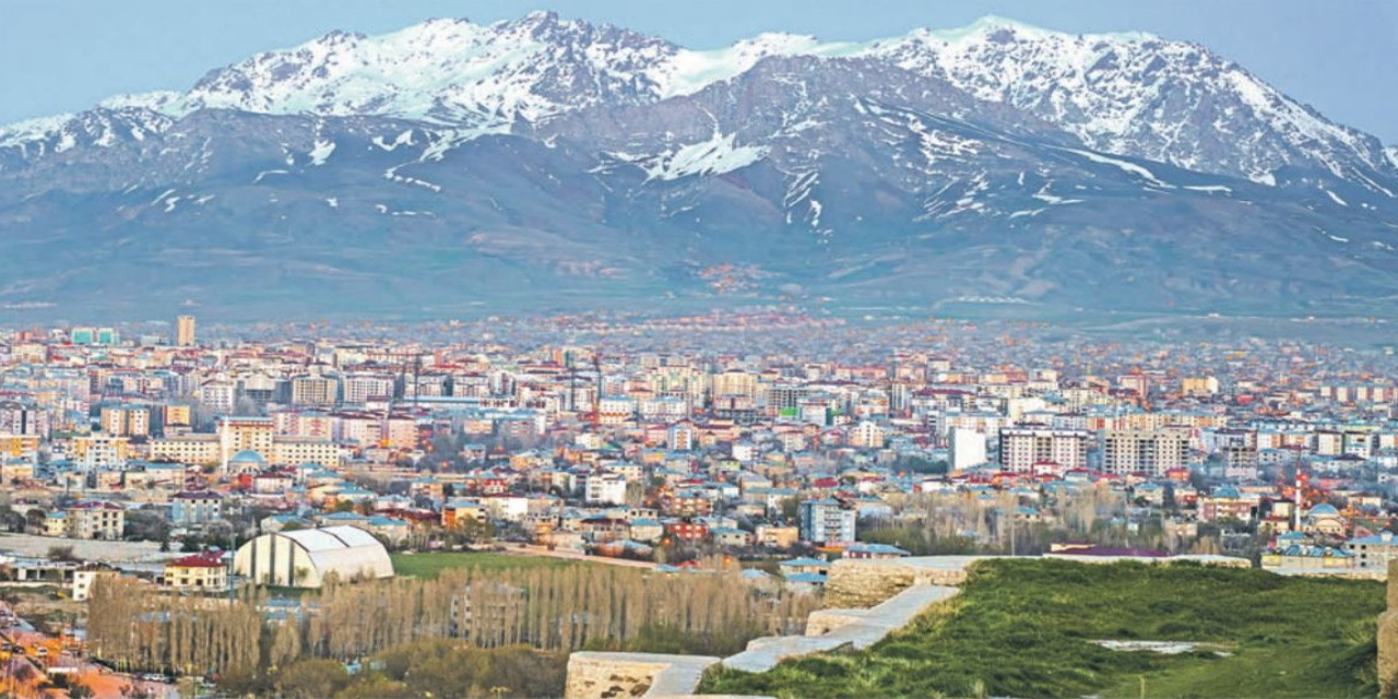 Van Haber! Van’ın Kalbi Gazetevan'da Atıyor