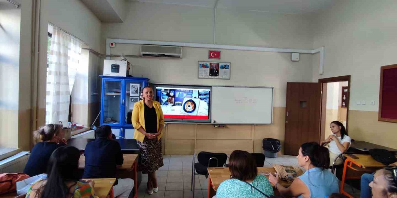 Marmaris’te 2 bin 575 öğrenci  uyum haftası ile okula başladı