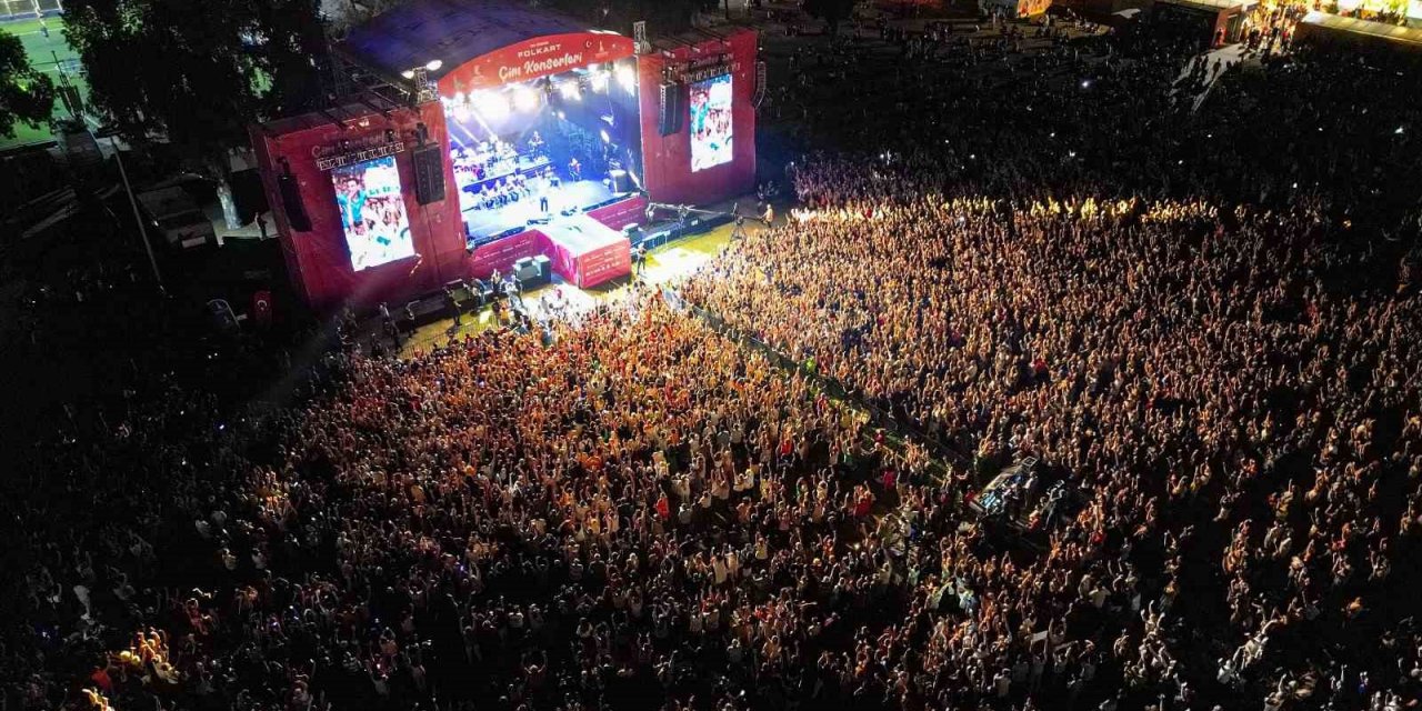 İzmir Fuarı’nda unutulmaz gece