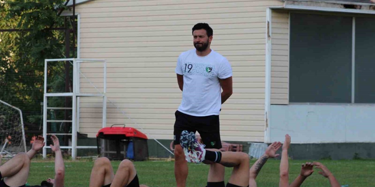 Denizlispor, Isparta 32 Spor deplasmanından puanla dönmek istiyor