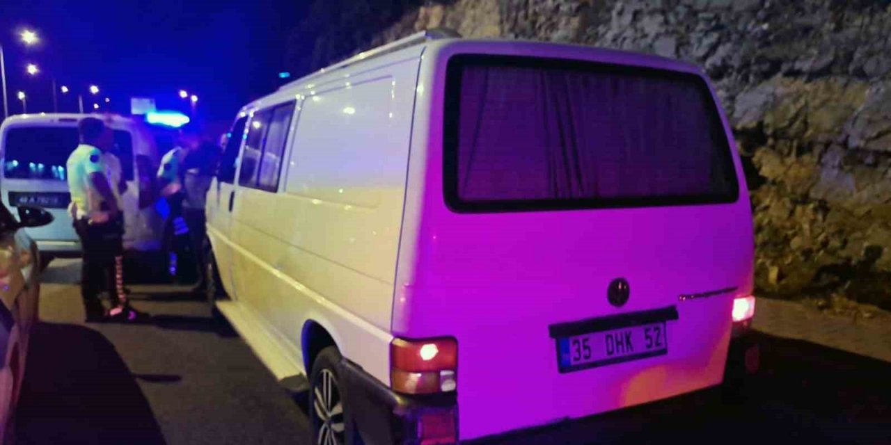 Dur ihtarından kaçan araçta göçmen iddiası