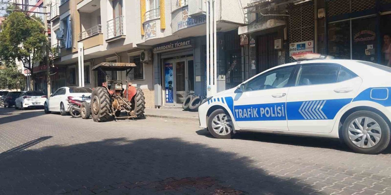 Turgutlu’da traktörün altında kalan minik Eymen hayatını kaybetti