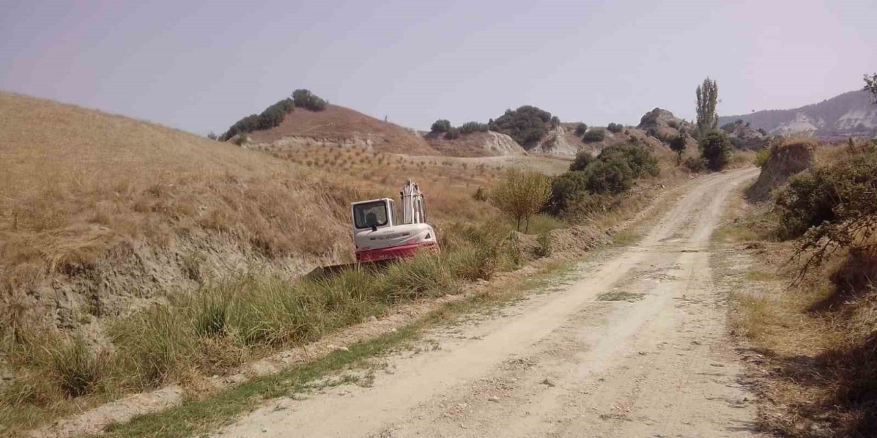 MASKİ’den dere temizliği ve menfez çalışması